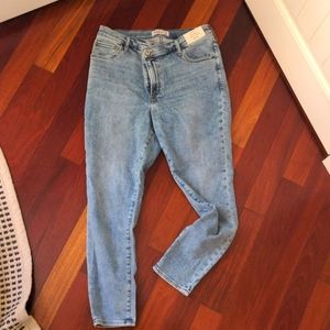 NWT Abercrombie Super Skinny Ankle High Rise Jeans